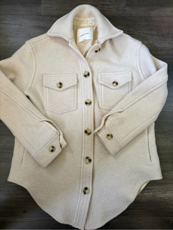 Wilfred Jackets & Blazers - Aritzia Wilfred Free The Ganna Shirt Jacket Merino Wool Heather Bone Cream